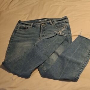 Old Navy 5 Pocket Skinny Jeans